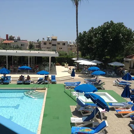 齐索斯酒店 酒店 Paphos