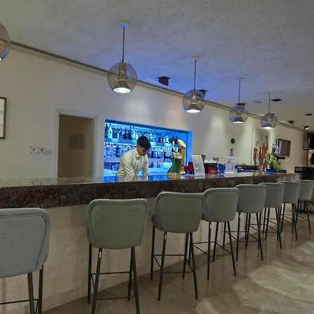 齐索斯酒店 酒店